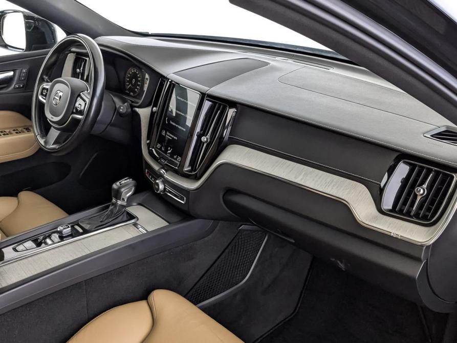 Volvo XC60 II Москва  - изображение 13