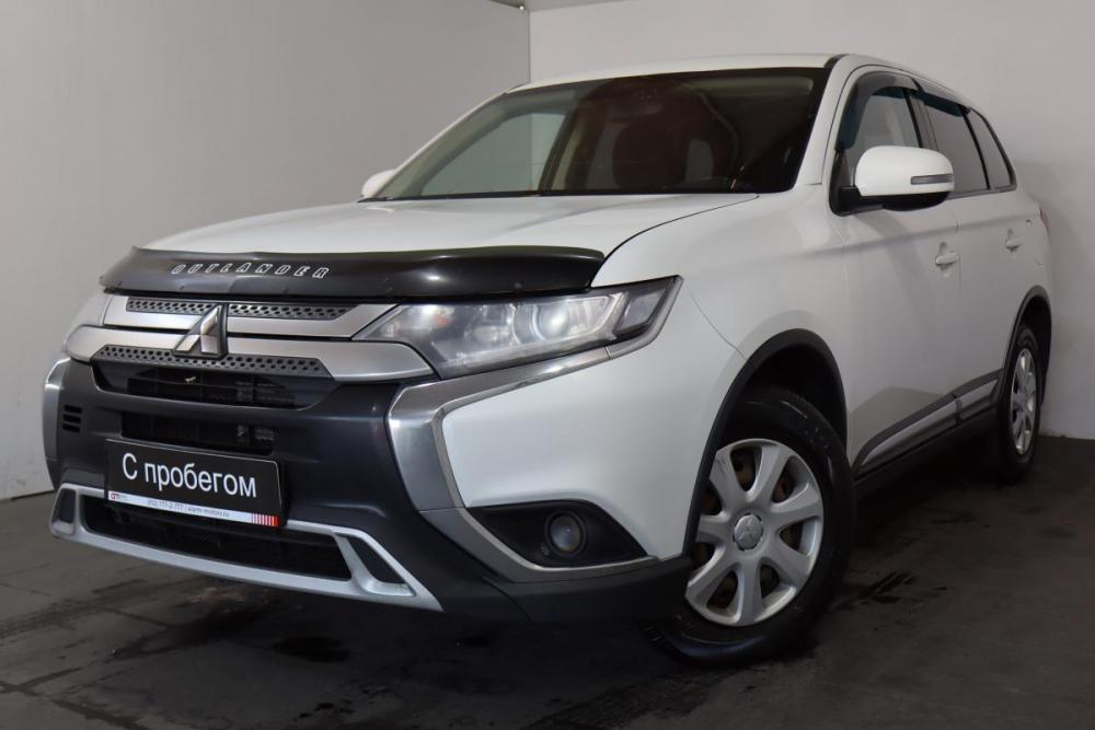 Mitsubishi Outlander III Рестайлинг 3 Санкт-Петербург  - изображение 3