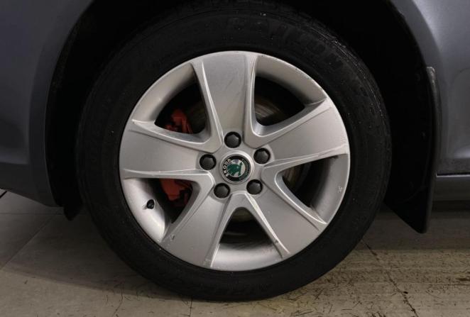 Skoda Octavia II (A5) Рестайлинг с пробегом 2012 года, цена 900 000 рублей, 176630 км, лифтбек, Автокод Объявления
