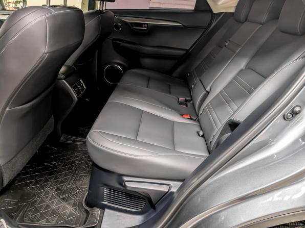 Lexus NX I Рестайлинг с пробегом 2020 года, цена 4 050 000 рублей, 24902 км, внедорожник, Автокод Объявления