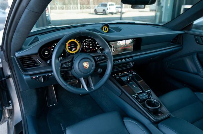Porsche 911 VIII (992) с пробегом 2022 года, цена 24 000 000 рублей, 4556 км, купе, Автокод Объявления