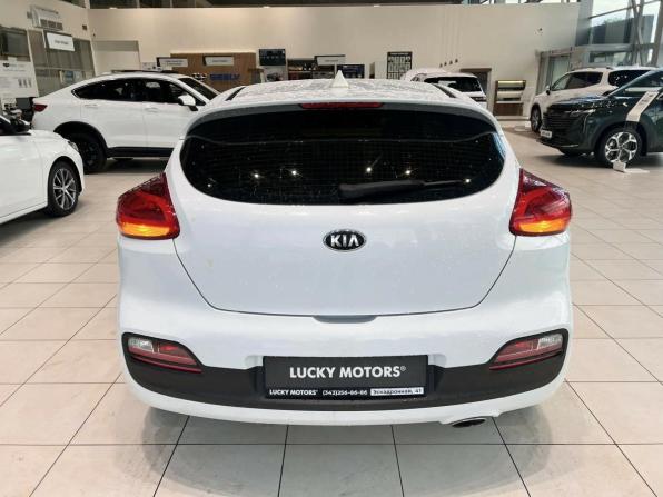 Kia Ceed II с пробегом 2013 года, цена 695 000 рублей, 254318 км, хэтчбек, Автокод Объявления