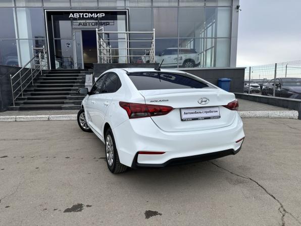 Hyundai Solaris II с пробегом 2017 года, цена 960 000 рублей, 91693 км, седан, Автокод Объявления