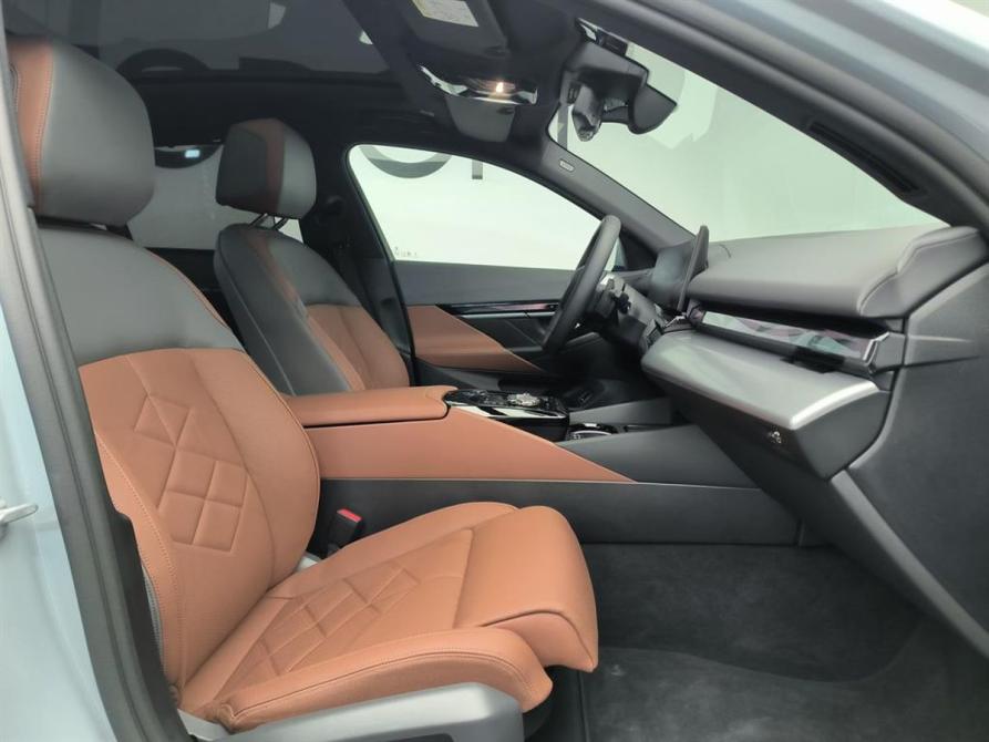 BMW 5 серии VIII (G60/G61/G68) Москва  - изображение 10