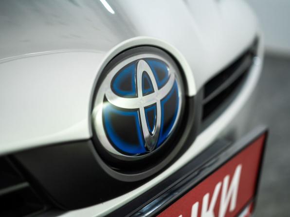 Toyota Prius IV Рестайлинг (XW50) с пробегом 2019 года, цена 1 865 000 рублей, 94500 км, лифтбек, Автокод Объявления