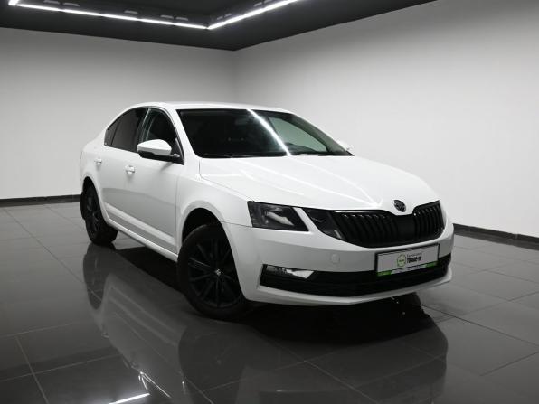 Skoda Octavia III (A7) Рестайлинг с пробегом 2018 года, цена 895 000 рублей, 320419 км, лифтбек, Автокод Объявления
