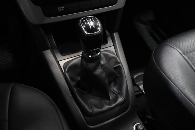 Skoda Yeti I Рестайлинг с пробегом 2014 года, цена 1 170 000 рублей, 97636 км, внедорожник, Автокод Объявления