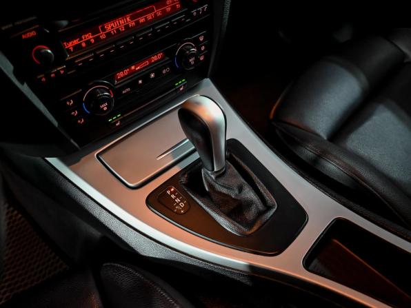 BMW 3 серии V (E90/E91/E92/E93) с пробегом 2006 года, цена 875 000 рублей, 211442 км, седан, Автокод Объявления