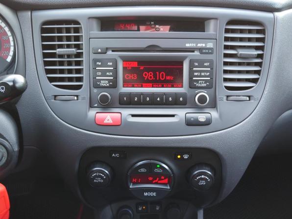 Kia Rio II Рестайлинг с пробегом 2011 года, цена 510 000 рублей, 181893 км, седан, Автокод Объявления