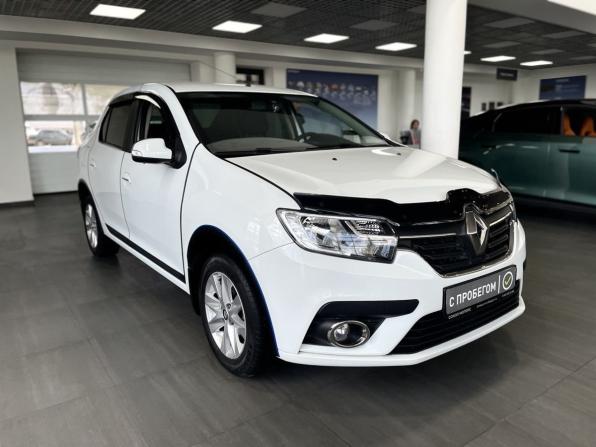 Renault Logan II Рестайлинг с пробегом 2018 года, цена 749 900 рублей, 115800 км, седан, Автокод Объявления
