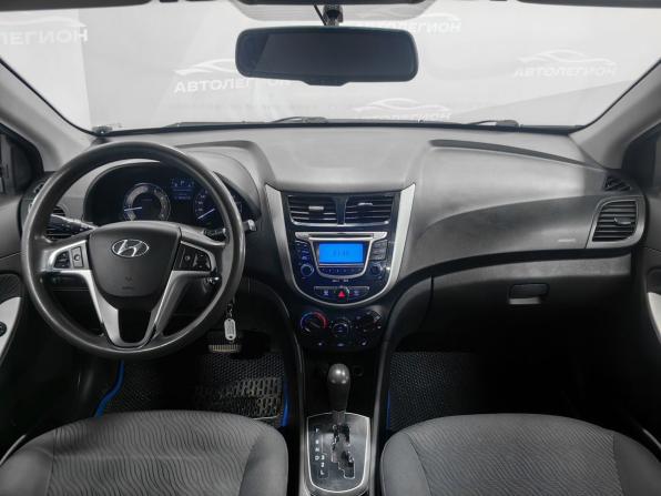 Hyundai Solaris I с пробегом 2013 года, цена 700 000 рублей, 395412 км, седан, Автокод Объявления