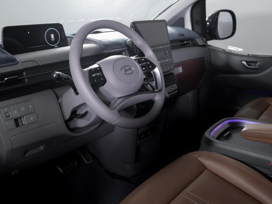Hyundai Staria I Москва  - изображение 14