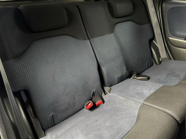 Honda Fit II с пробегом 2010 года, цена 790 000 рублей, 197754 км, хэтчбек, Автокод Объявления