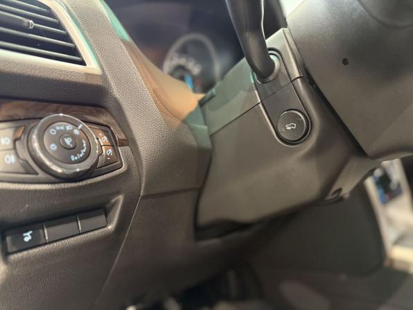Ford Explorer V с пробегом 2015 года, цена 2 499 000 рублей, 129208 км, внедорожник, Автокод Объявления