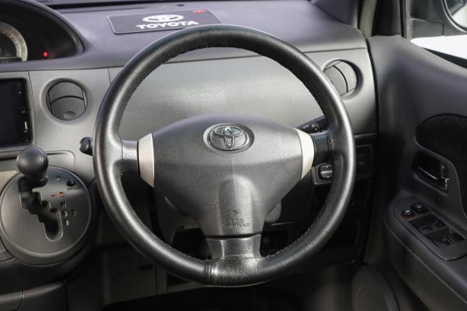 Toyota Sienta I с пробегом 2013 года, цена 899 000 рублей, 166000 км, компактвэн, Автокод Объявления