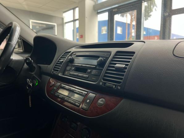 Toyota Camry V (XV30) с пробегом 2004 года, цена 699 000 рублей, 461751 км, седан, Автокод Объявления