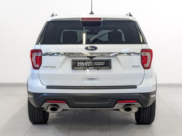 Ford Explorer V Рестайлинг 2 с пробегом 2018 года, цена 3 300 000 рублей, 97302 км, внедорожник, Автокод Объявления