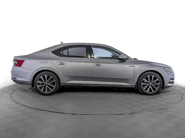 Skoda Superb III Рестайлинг с пробегом 2025 года, цена 3 165 000 рублей, 18112 км, лифтбек, Автокод Объявления