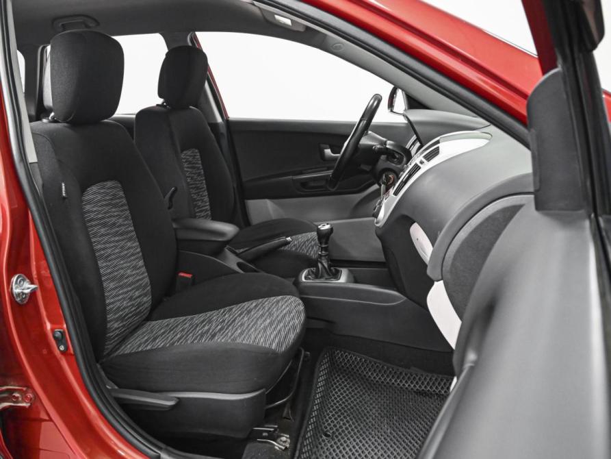 Kia Ceed I Ставрополь  - изображение 8
