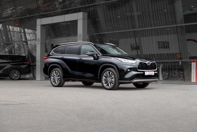 Toyota Highlander IV (XU70) с пробегом 2026 года, цена 5 690 000 рублей, 100 км, внедорожник, Автокод Объявления