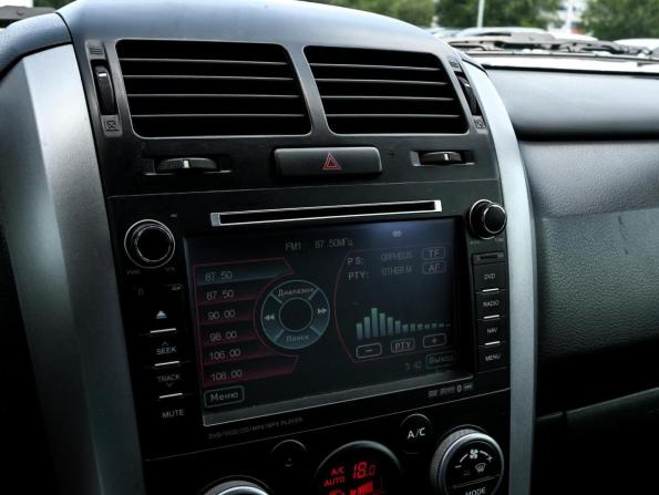 Suzuki Grand Vitara II Рестайлинг с пробегом 2010 года, цена 1 165 000 рублей, 212350 км, внедорожник, Автокод Объявления