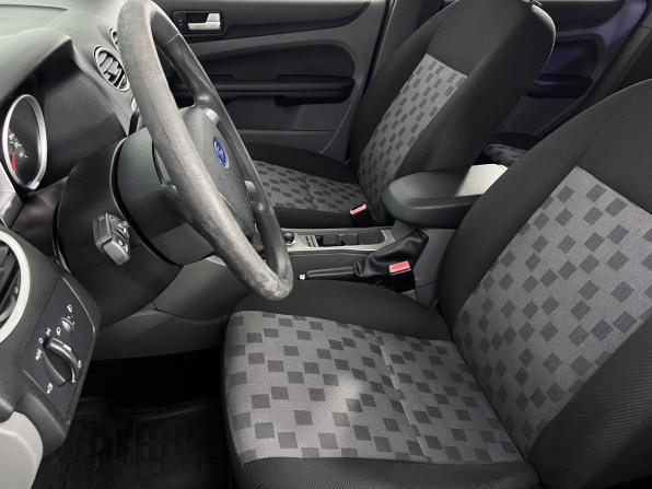 Ford Focus II Рестайлинг с пробегом 2009 года, цена 599 000 рублей, 155869 км, хэтчбек, Автокод Объявления