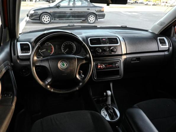 Skoda Fabia II с пробегом 2009 года, цена 599 000 рублей, 246218 км, хэтчбек, Автокод Объявления