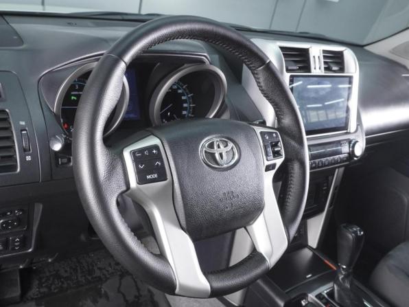 Toyota Land Cruiser Prado 150 Series с пробегом 2012 года, цена 2 380 000 рублей, 392185 км, внедорожник, Автокод Объявления