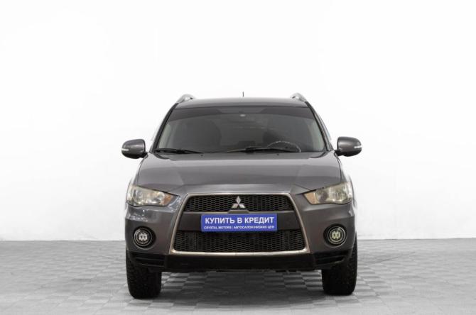 Mitsubishi Outlander II Рестайлинг с пробегом 2010 года, цена 1 409 000 рублей, 200000 км, внедорожник, Автокод Объявления