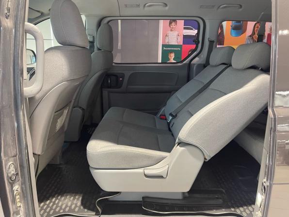 Hyundai H-1 II Рестайлинг 2 с пробегом 2019 года, цена 2 549 000 рублей, 197880 км, минивэн, Автокод Объявления