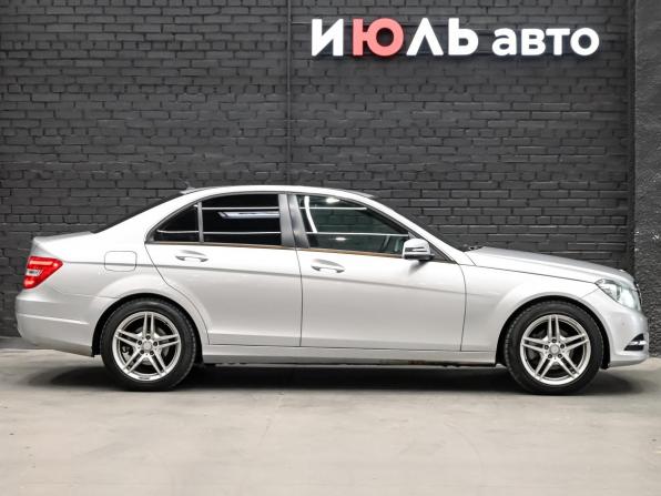 Mercedes-Benz C-Класс III (W204) Рестайлинг с пробегом 2013 года, цена 1 450 000 рублей, 261810 км, седан, Автокод Объявления