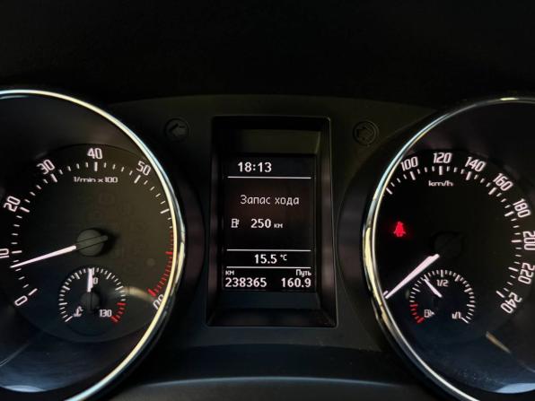 Skoda Yeti I Рестайлинг с пробегом 2014 года, цена 1 055 000 рублей, 237000 км, внедорожник, Автокод Объявления