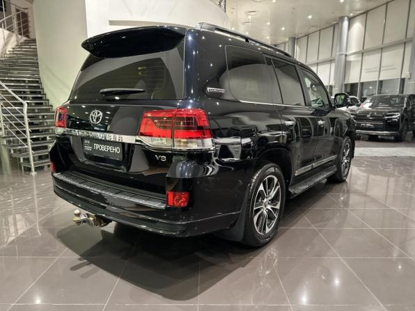 Toyota Land Cruiser 200 Series Рестайлинг 2 с пробегом 2019 года, цена 6 930 000 рублей, 232788 км, внедорожник, Автокод Объявления