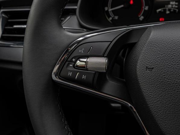 Skoda Rapid II с пробегом 2021 года, цена 1 520 000 рублей, 113912 км, лифтбек, Автокод Объявления