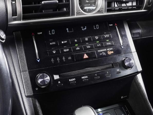 Lexus IS III с пробегом 2013 года, цена 1 750 000 рублей, 265193 км, седан, Автокод Объявления