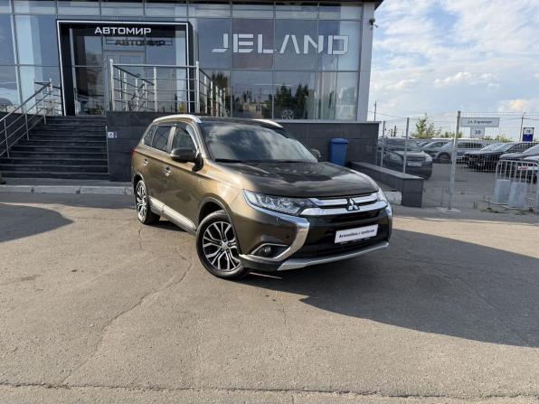 Mitsubishi Outlander III Рестайлинг 2 с пробегом 2015 года, цена 2 450 000 рублей, 191796 км, внедорожник, Автокод Объявления