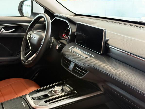 Haval Jolion I с пробегом 2022 года, цена 1 875 000 рублей, 37206 км, внедорожник, Автокод Объявления