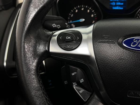 Ford Focus III с пробегом 2013 года, цена 890 000 рублей, 146700 км, седан, Автокод Объявления