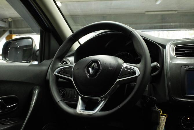 Renault Sandero II Рестайлинг с пробегом 2019 года, цена 1 270 000 рублей, 119100 км, хэтчбек, Автокод Объявления