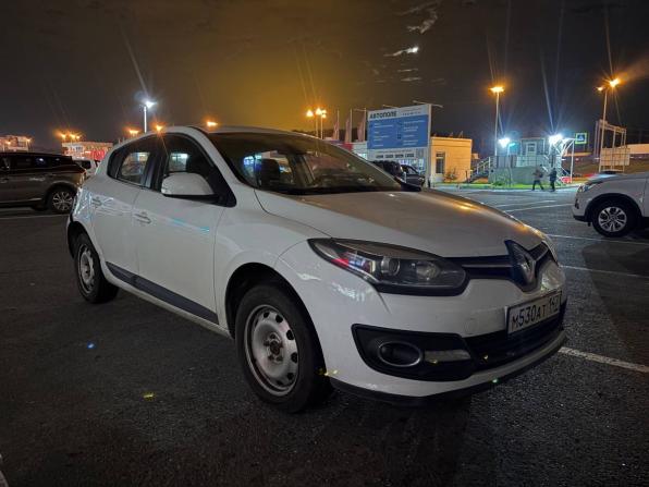 Renault Megane III Рестайлинг 2 с пробегом 2014 года, цена 630 000 рублей, 120000 км, хэтчбек, Автокод Объявления