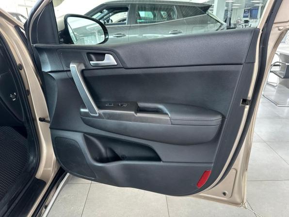Kia Sportage IV с пробегом 2018 года, цена 2 149 000 рублей, 145000 км, внедорожник, Автокод Объявления