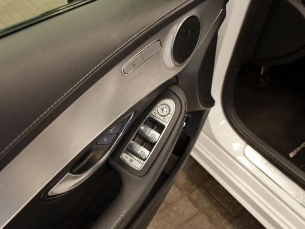 Mercedes-Benz C-Класс IV (W205) с пробегом 2015 года, цена 1 820 000 рублей, 211700 км, седан, Автокод Объявления