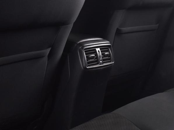 Nissan Qashqai II с пробегом 2015 года, цена 1 264 995 рублей, 106111 км, внедорожник, Автокод Объявления