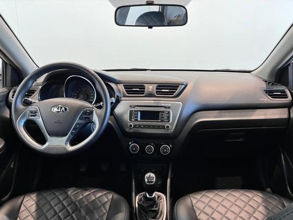 Kia Rio III Рестайлинг с пробегом 2016 года, цена 980 000 рублей, 154757 км, седан, Автокод Объявления