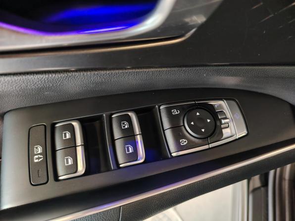 Kia Sorento IV с пробегом 2022 года, цена 3 699 000 рублей, 61009 км, внедорожник, Автокод Объявления