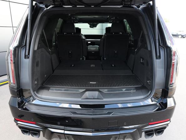 Cadillac Escalade-V I Рестайлинг с пробегом 2025 года, цена 25 000 000 рублей, 7834 км, внедорожник, Автокод Объявления