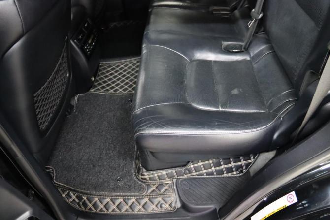 Toyota Land Cruiser 200 Series Рестайлинг 1 с пробегом 2012 года, цена 3 795 950 рублей, 272452 км, внедорожник, Автокод Объявления