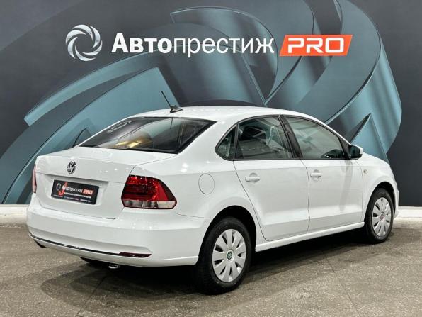 Volkswagen Polo V Рестайлинг с пробегом 2020 года, цена 1 177 000 рублей, 59500 км, седан, Автокод Объявления