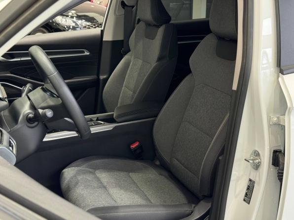 Geely Emgrand II с пробегом 2023 года, цена 1 648 900 рублей, 26004 км, седан, Автокод Объявления