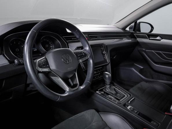 Volkswagen Passat B8 Рестайлинг с пробегом 2021 года, цена 2 690 000 рублей, 66184 км, седан, Автокод Объявления